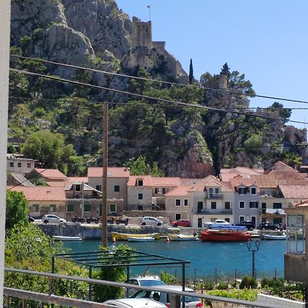 Apartment Navika Omis Exterior photo